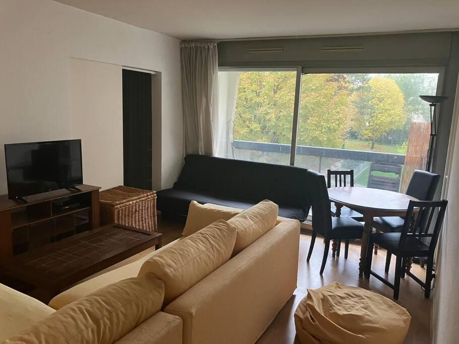 Cozy Flat In La Defense Apartment Courbevoie Bagian luar foto